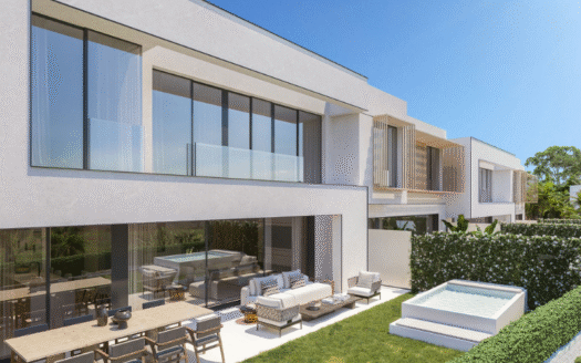 Adosados de Lujo en Primera Línea de Golf en Marbella