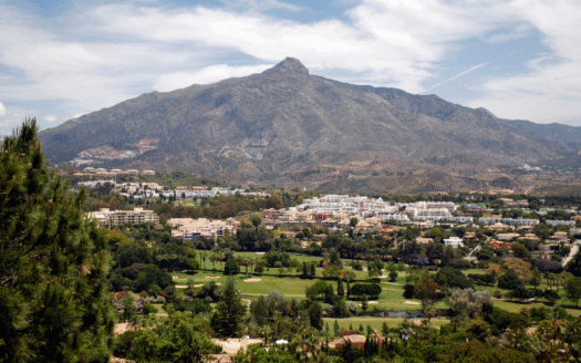 Hotel con Golf en Venta en Marbella